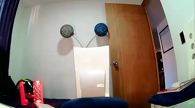 Snapshot of Kevin_Torres chatting on 02-20-25, 10:04 Kevin Torres online show from 02-20-25, 10:04