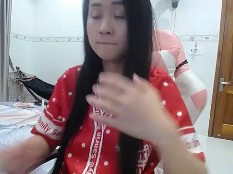 NikkiNi online show from 02-21-25, 07:12