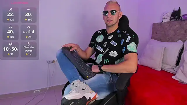 Damon Bakert online show from 10-28-25, 03:55