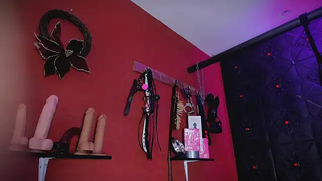 annavi  online show from 04-11-26, 07:06