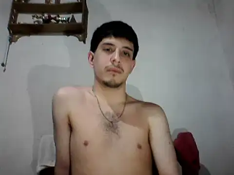 Snapshot of Elvergonn2105 chatting on 10-10-25, 04:35 Elvergonn2105 online show from 10-10-25, 04:35