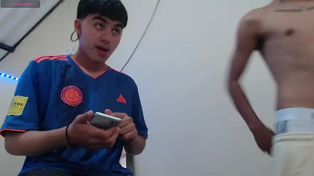 Lukas strong online show from 11-16-25, 02:33