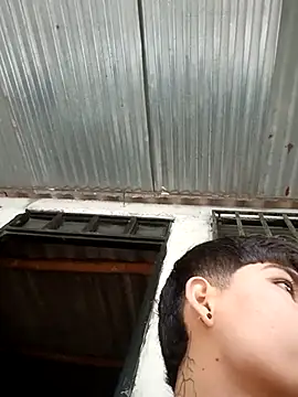 Lukas strong online show from 10-29-25, 02:16