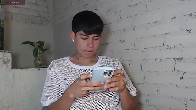 Lukas strong online show from 01-15-26, 01:25