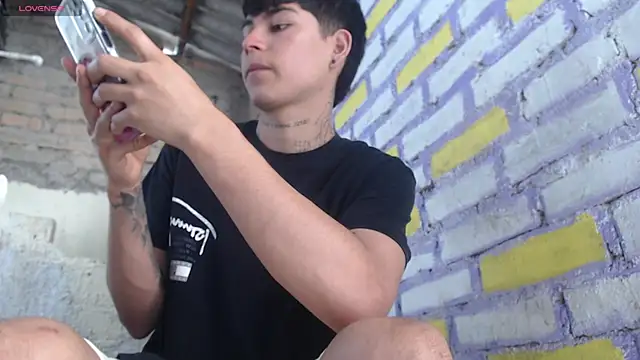 Lukas strong online show from 11-07-25, 02:10