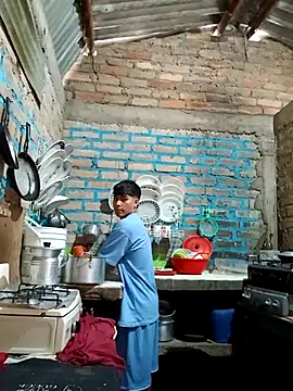 Lukas strong online show from 09-10-25, 04:06