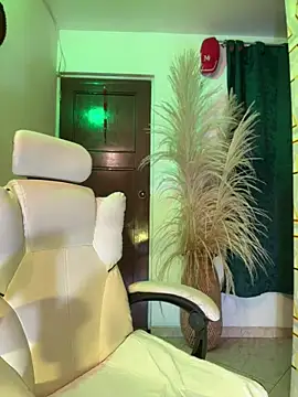 lenny boobs online show from 04-15-26, 11:05