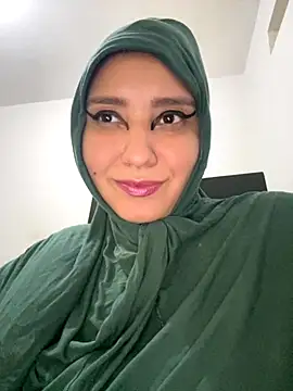 hannahayat online show from 10-22-25, 11:47