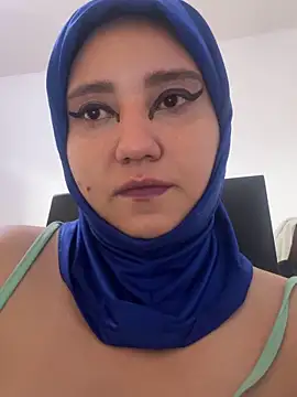 Snapshot of hannahayat chatting on 05-14-26, 03:20 hannahayat online show from 05-14-26, 03:20