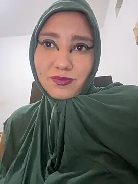 hannahayat online show from 10-25-25, 03:12