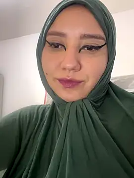 hannahayat online show from 11-28-25, 02:28