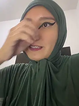 hannahayat online show from 11-23-25, 02:38