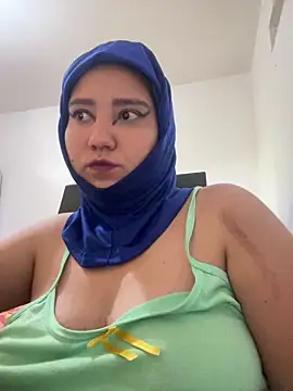 hannahayat online show from 06-18-26, 02:00