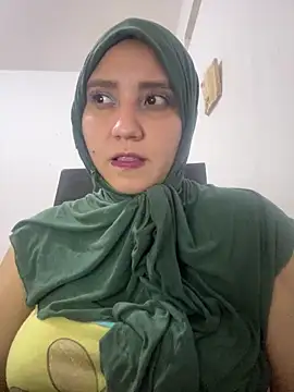 hannahayat online show from 03-18-26, 03:42