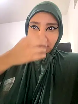 hannahayat online show from 11-12-25, 12:53