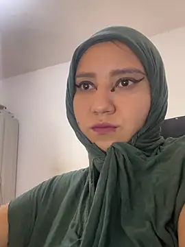 hannahayat online show from 04-10-26, 02:35