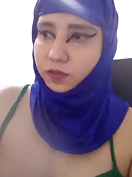 Snapshot of hannahayat chatting on 05-24-26, 02:28 hannahayat online show from 05-24-26, 02:28