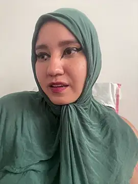 hannahayat online show from 12-20-25, 03:26