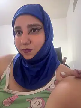 Snapshot of hannahayat chatting on 05-29-26, 04:02 hannahayat online show from 05-29-26, 04:02