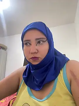 Snapshot of hannahayat chatting on 05-30-26, 02:44 hannahayat online show from 05-30-26, 02:44