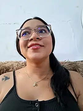 -VICKKY online show from 05-12-26, 02:45