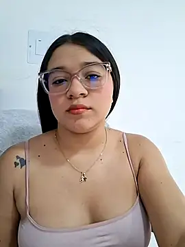 -VICKKY online show from 02-14-26, 01:44