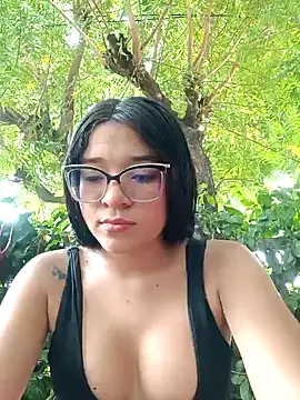 -VICKKY online show from 02-25-25, 07:16