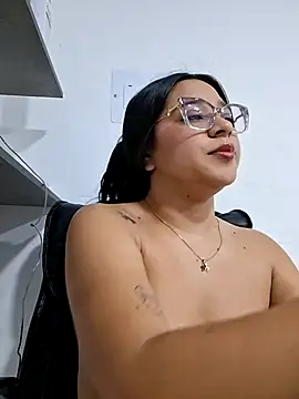 -VICKKY online show from 03-21-26, 02:10