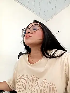 -VICKKY online show from 11-06-25, 01:15