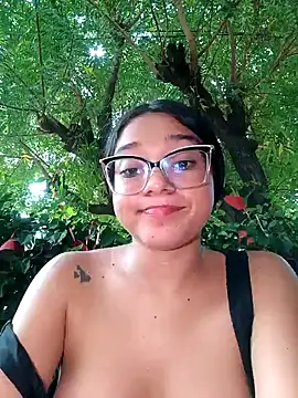 -VICKKY online show from 02-25-25, 10:20