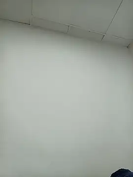 -VICKKY online show from 11-19-25, 02:22