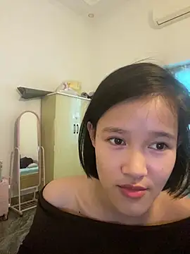 Snapshot of thithi8369 chatting on 12-26-24, 05:37 thithi8369 online show from 12-26-24, 05:37