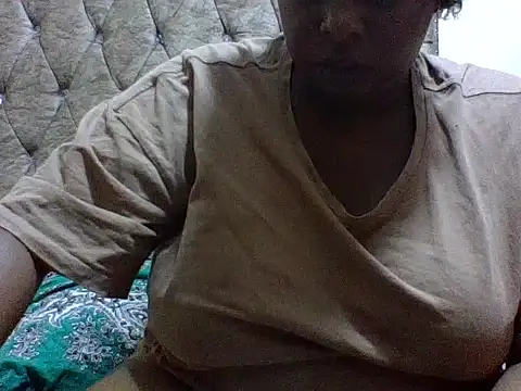 zoey10 online show from 02-08-26, 04:05