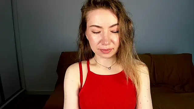 Mia Tasty online show from 06-17-26, 06:24