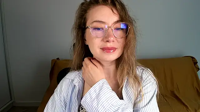 Mia Tasty online show from 07-16-26, 06:32