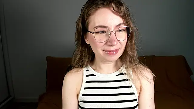 Mia Tasty online show from 07-18-26, 06:44