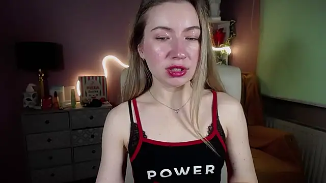 Mia Tasty online show from 03-13-25, 10:57