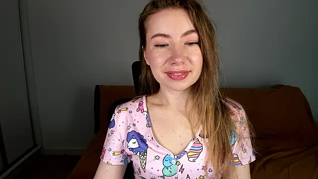 Mia Tasty online show from 06-14-26, 06:25