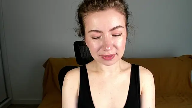 Mia Tasty online show from 06-30-26, 06:35