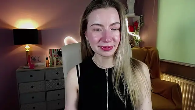 Mia Tasty online show from 03-22-25, 11:00