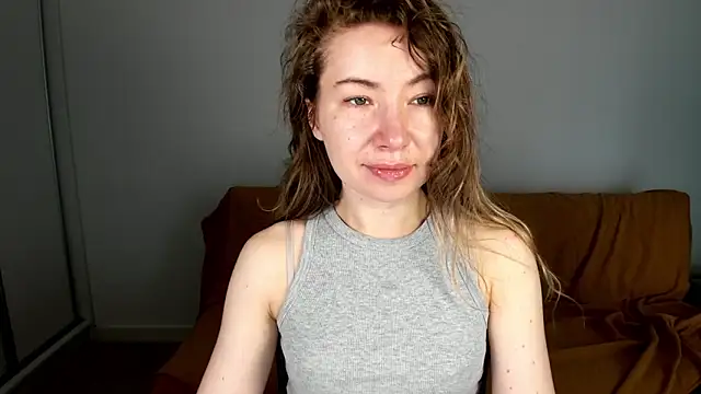 Mia Tasty online show from 06-16-26, 06:24