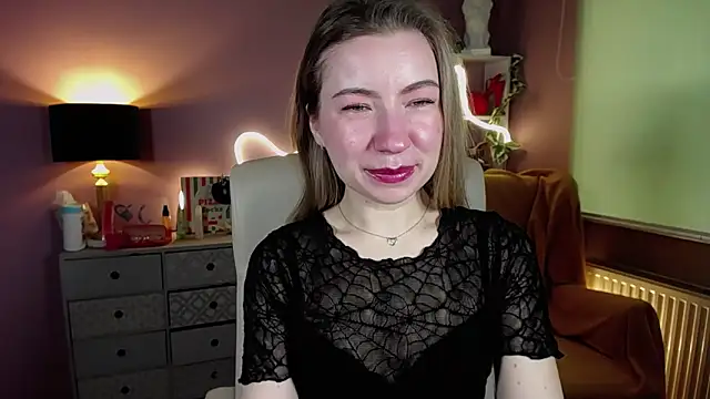 Mia Tasty online show from 03-21-25, 07:33