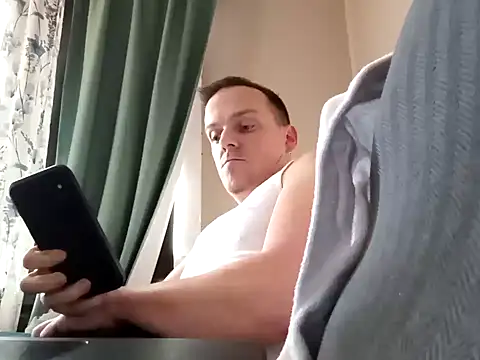 Snapshot of Rollinhard6969 chatting on 01-25-25, 02:36 Rollinhard6969 online show from 01-25-25, 02:36