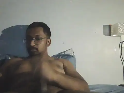 Snapshot of chennaibull101 chatting on 11-04-25, 05:50 chennaibull101 online show from 11-04-25, 05:50