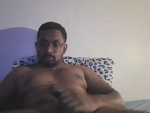 Snapshot of chennaibull101 chatting on 01-05-26, 08:12 chennaibull101 online show from 01-05-26, 08:12