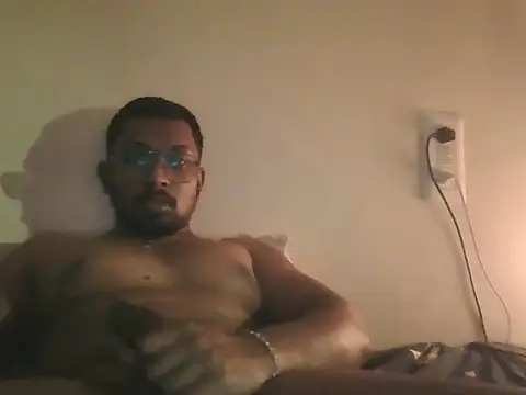 Snapshot of chennaibull101 chatting on 02-20-26, 12:18 chennaibull101 online show from 02-20-26, 12:18