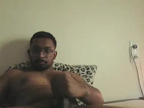 Snapshot of chennaibull101 chatting on 02-10-26, 11:42 chennaibull101 online show from 02-10-26, 11:42