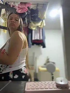 Emiily lee online show from 01-13-26, 10:35