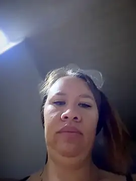 Emiily lee online show from 05-13-26, 09:27
