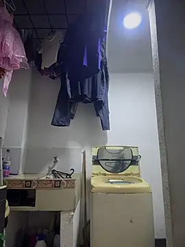 Emiily lee online show from 03-28-26, 09:21